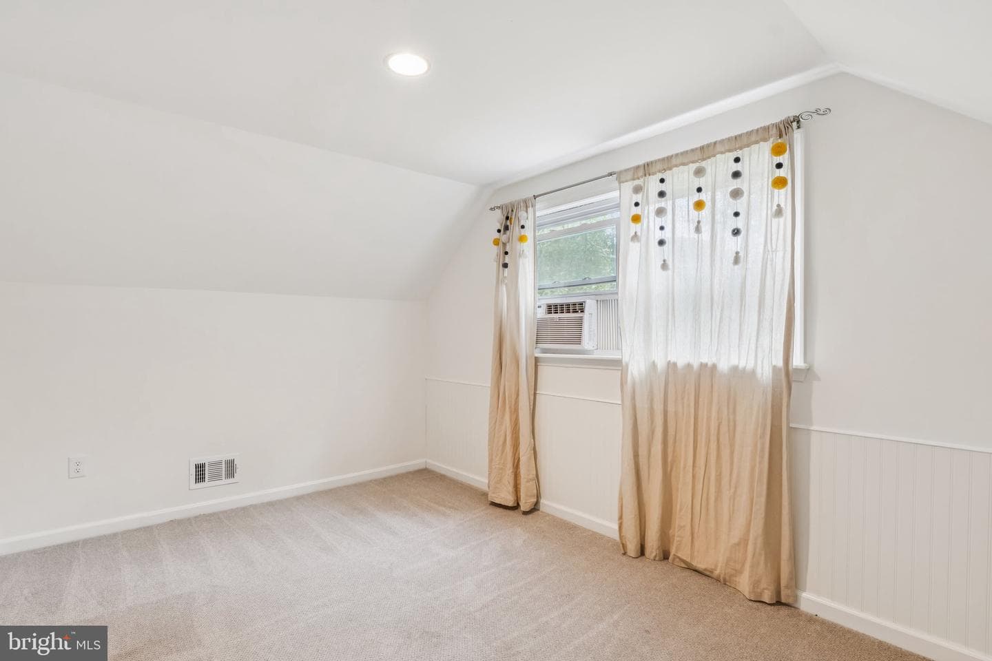 1227 Hampton Road photo 16