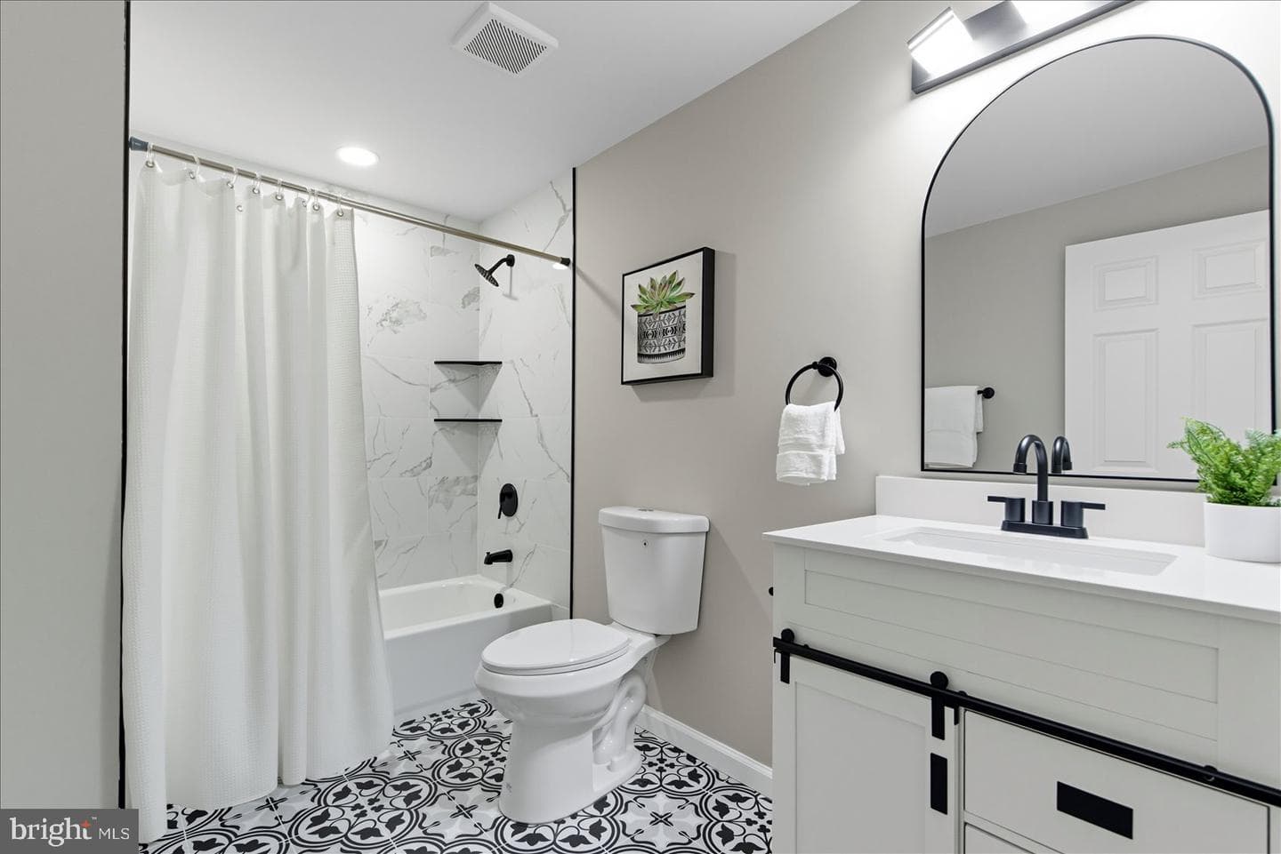 24 Mcguirk Drive photo 25