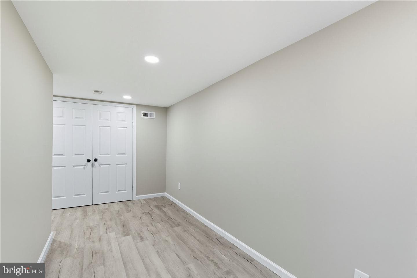 24 Mcguirk Drive photo 29