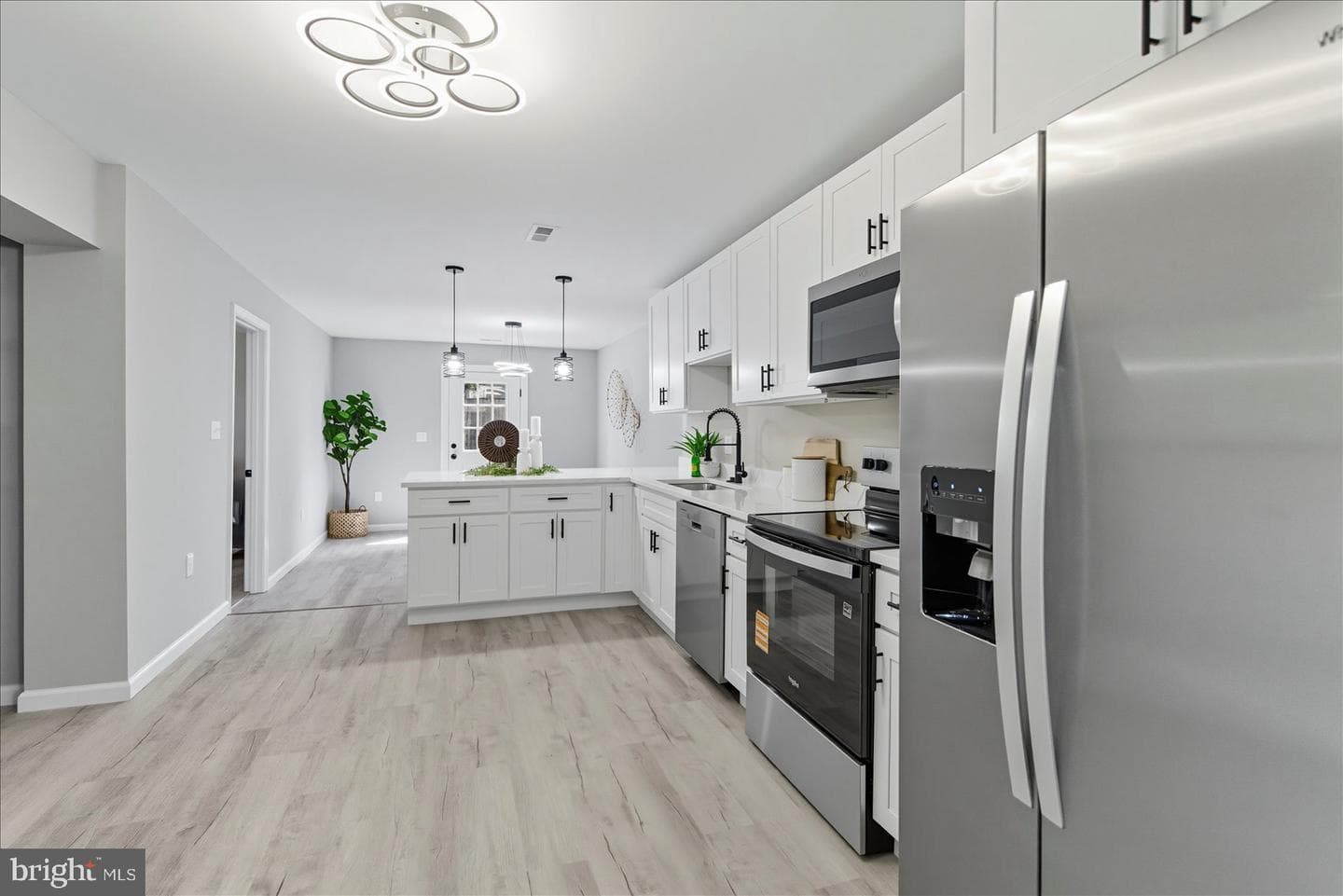 24 Mcguirk Drive photo 9