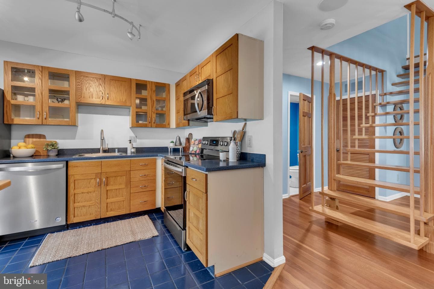 948 Yachtsman Way photo 17