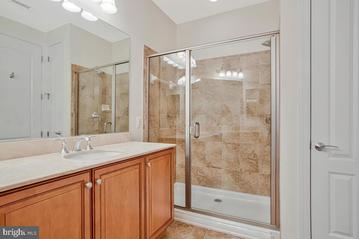 1915 Towne Centre Boulevard #1001 photo 25