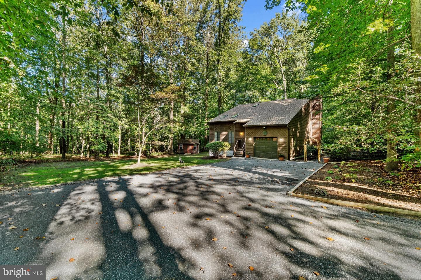 1136 Valentine Creek Drive photo 2