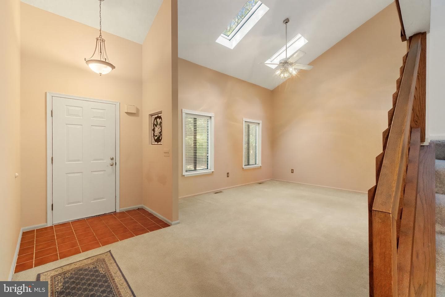 1136 Valentine Creek Drive photo 4