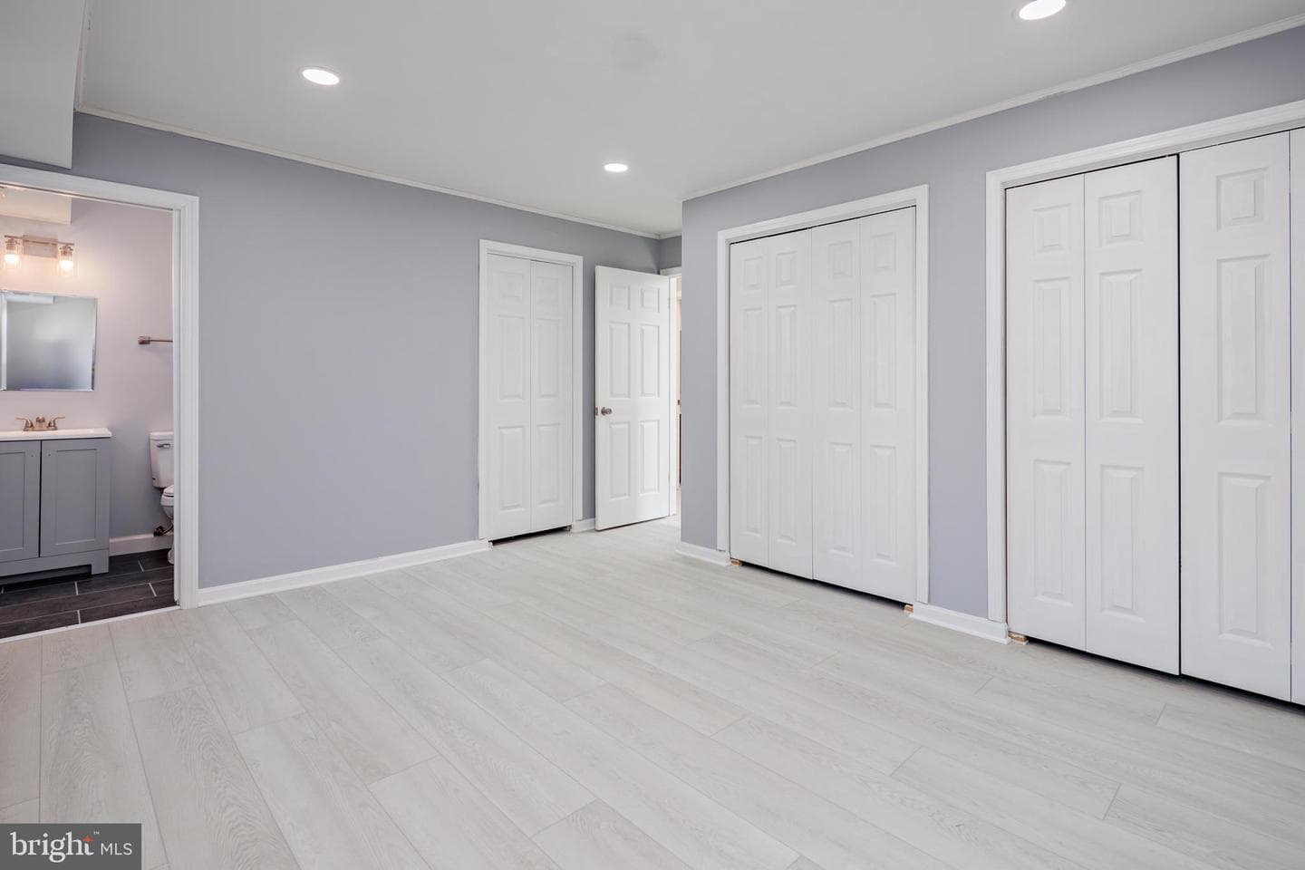 6800 White Water Way #203 photo 15