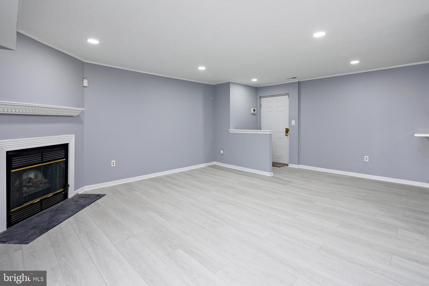 6800 White Water Way #203 photo 5