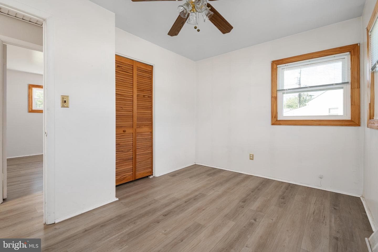 101 Herbert Court photo 16