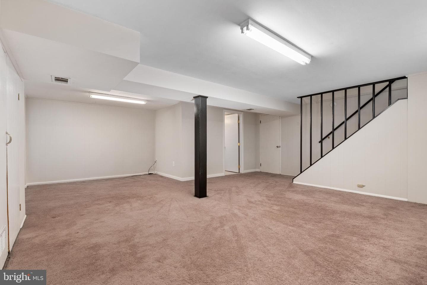 101 Herbert Court photo 24