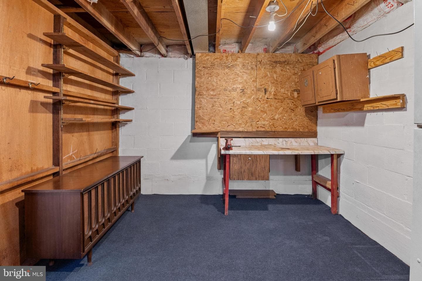 101 Herbert Court photo 27