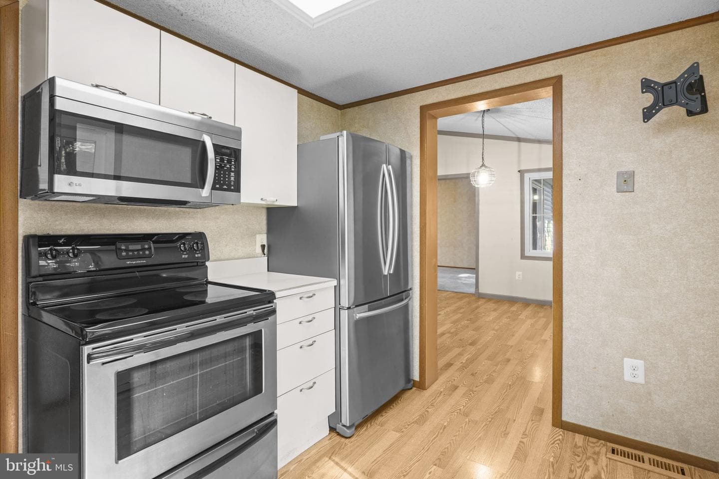4913 Chestnut Street photo 9