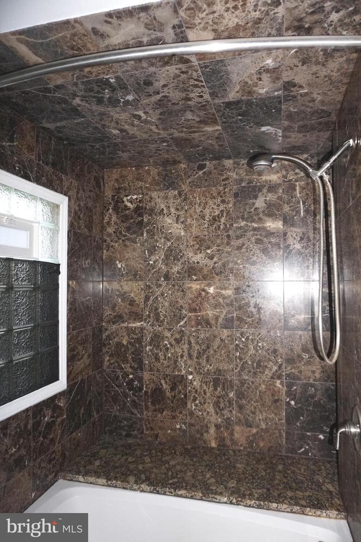 7948 Oak Road photo 21
