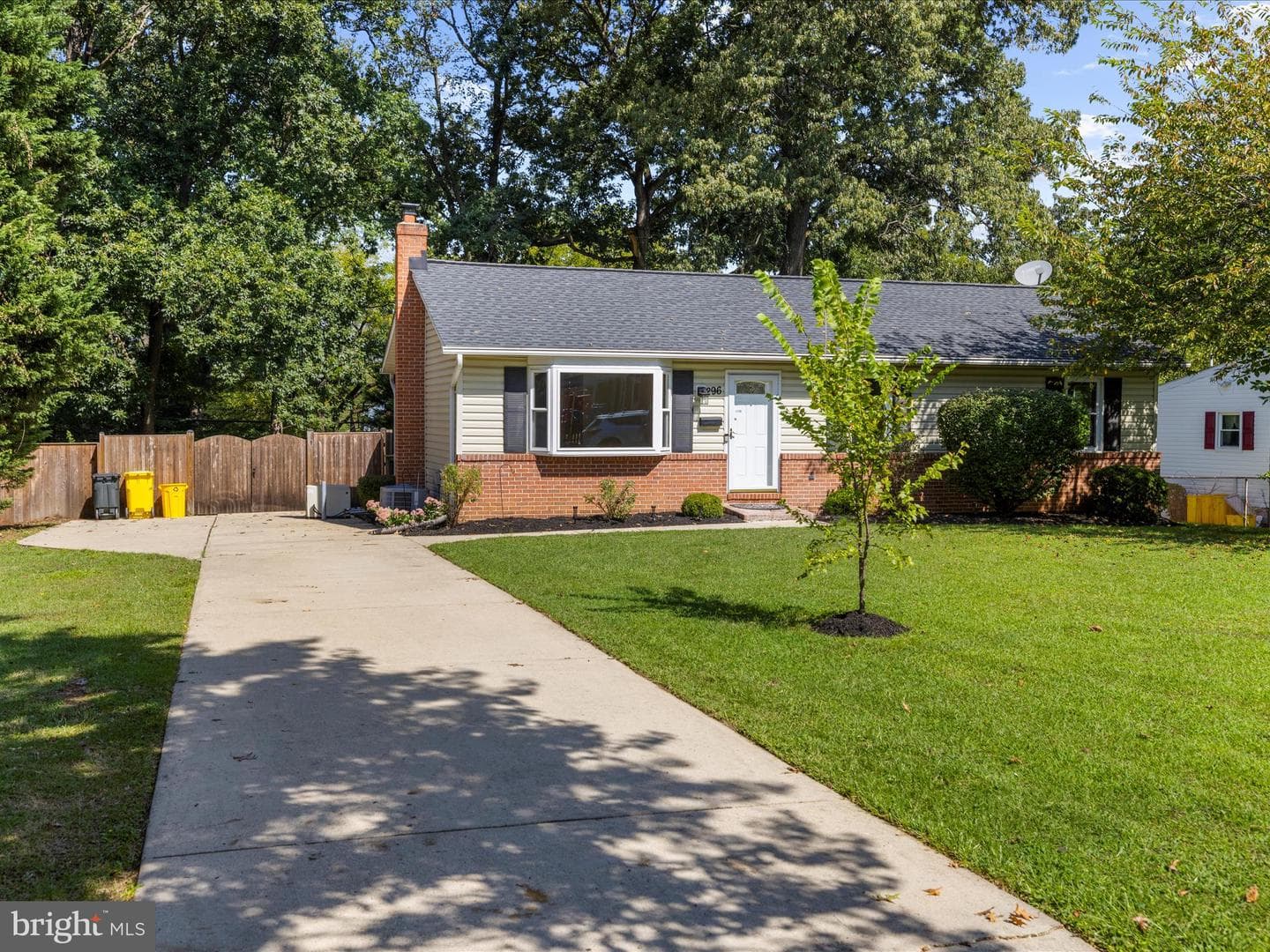 296 Church Circle photo 2
