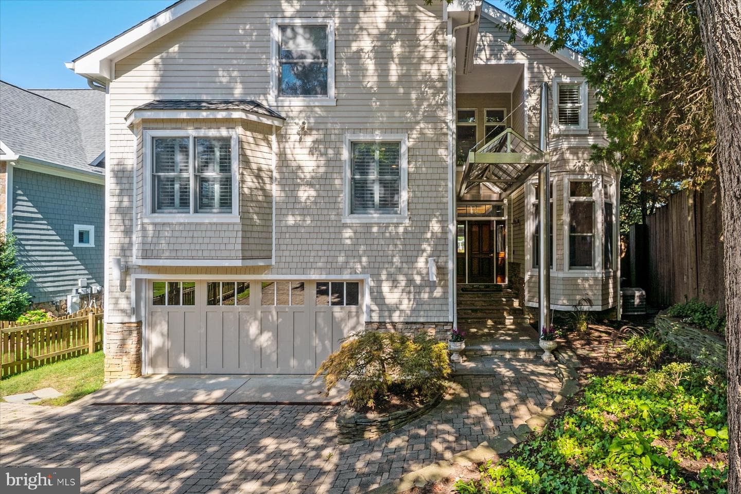 145 Spa Drive photo 4