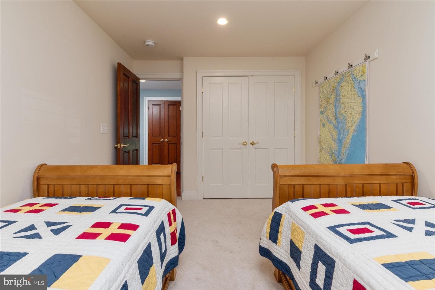 145 Spa Drive photo 55