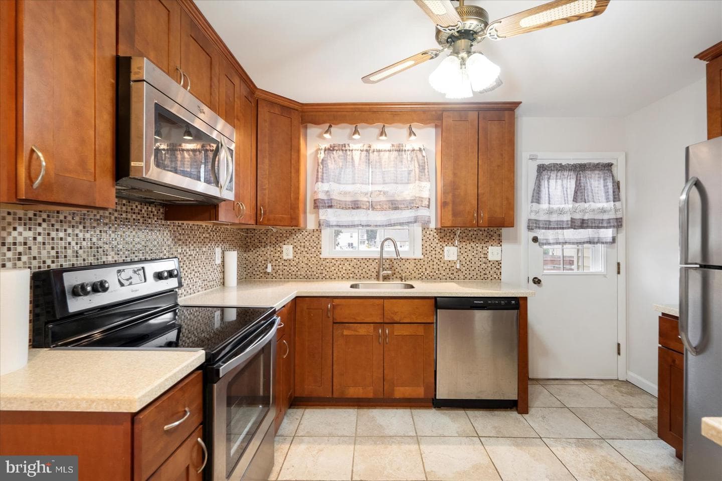 903 Jay Court photo 10