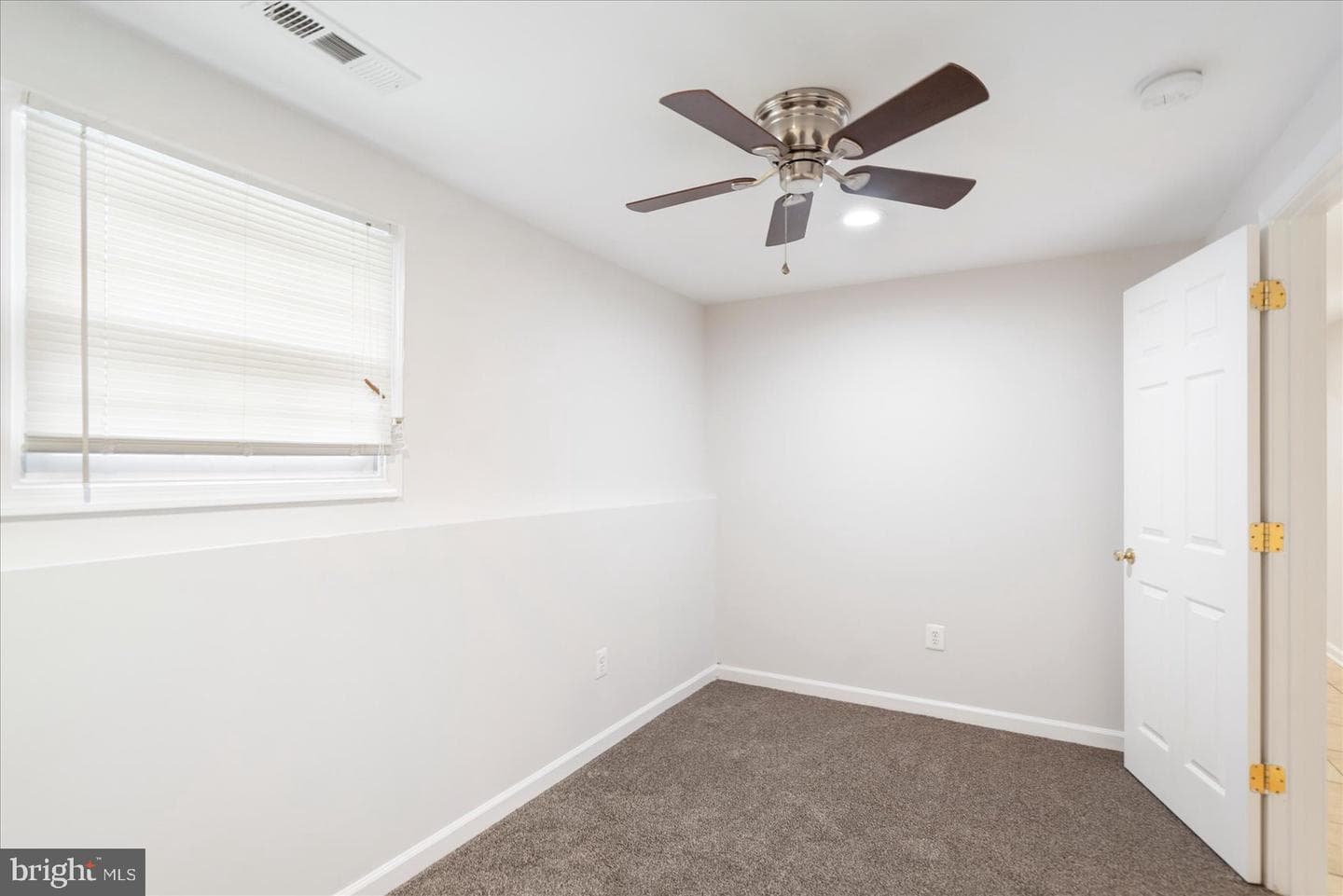 903 Jay Court photo 29