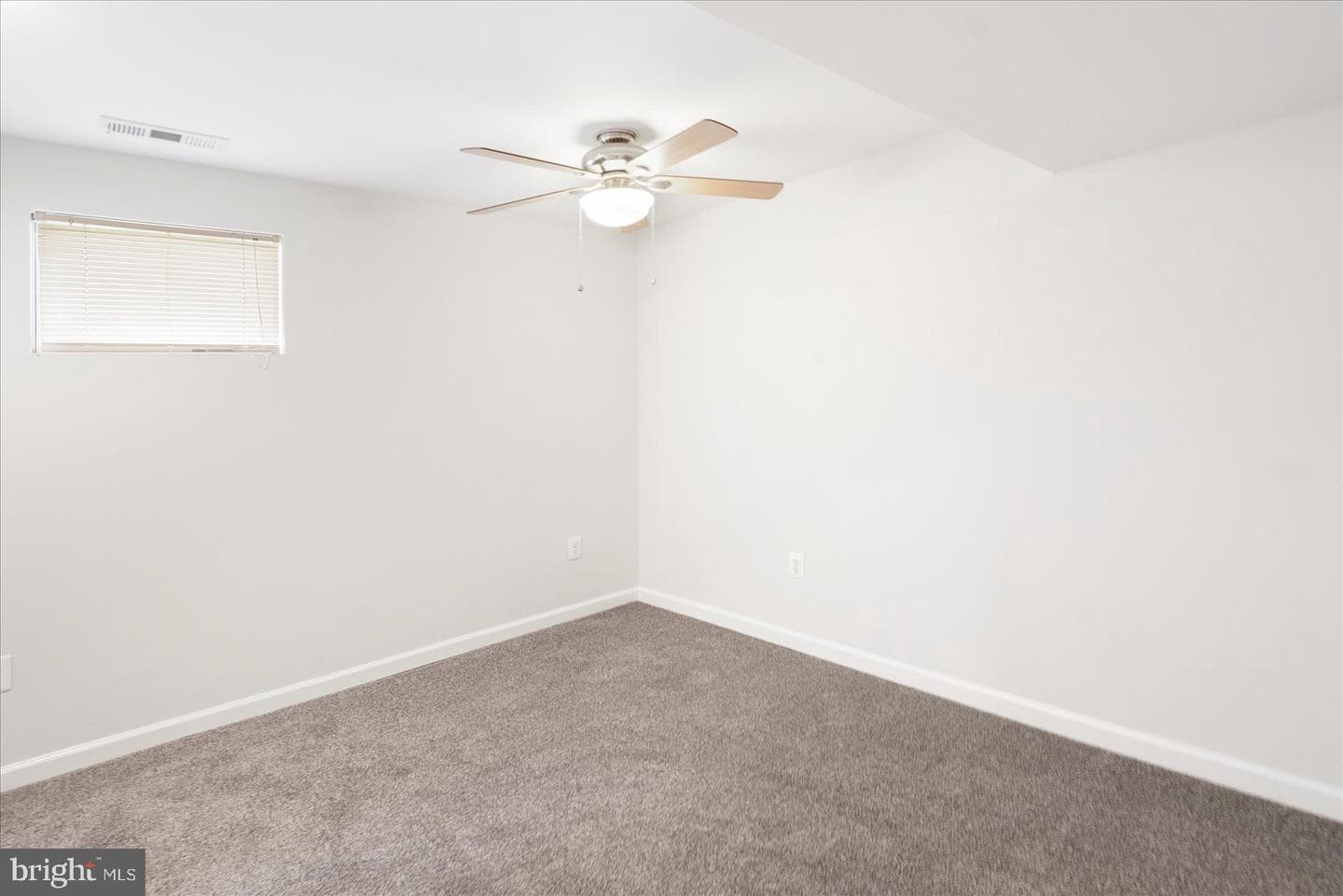 903 Jay Court photo 30