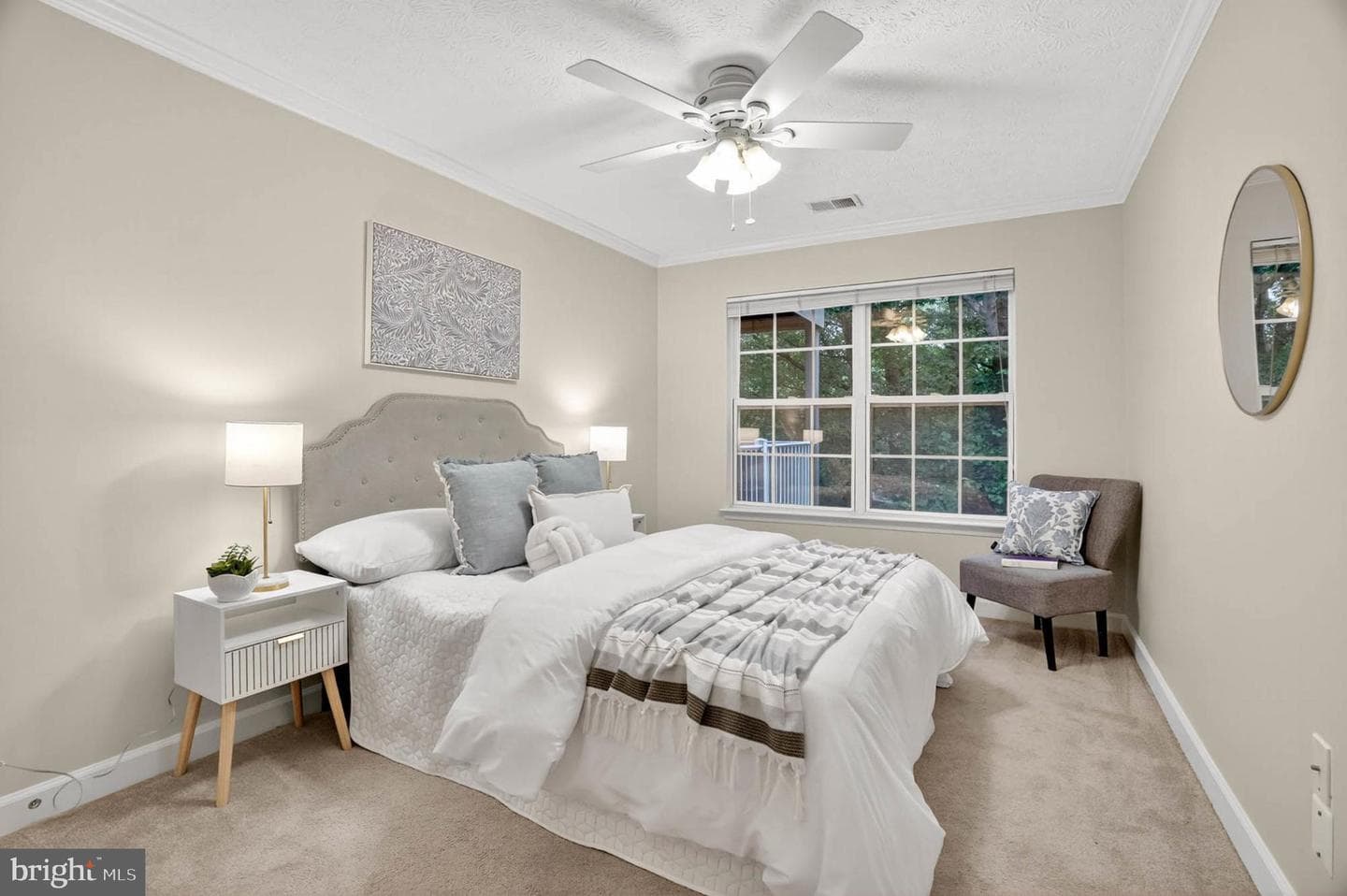 627 Admiral Drive #203 photo 17