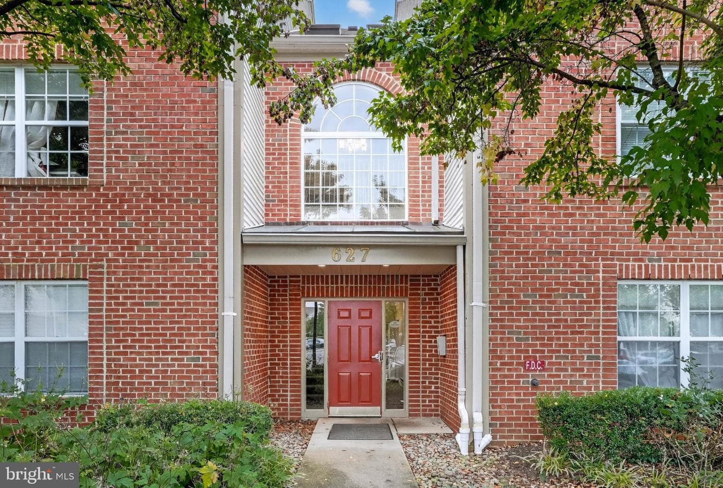 627 Admiral Drive #203 photo 2