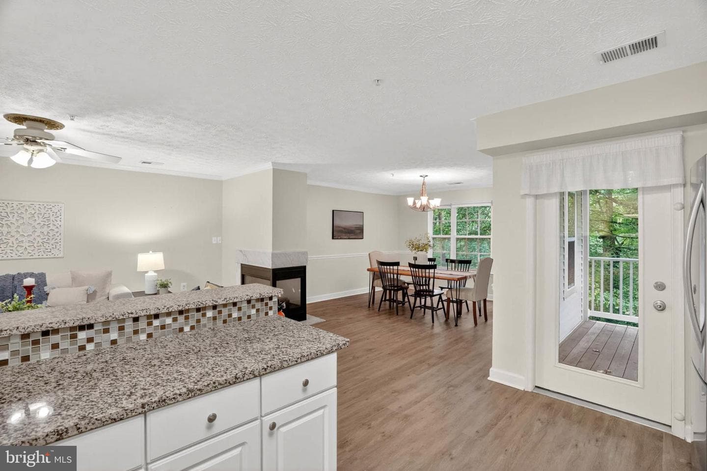 627 Admiral Drive #203 photo 9