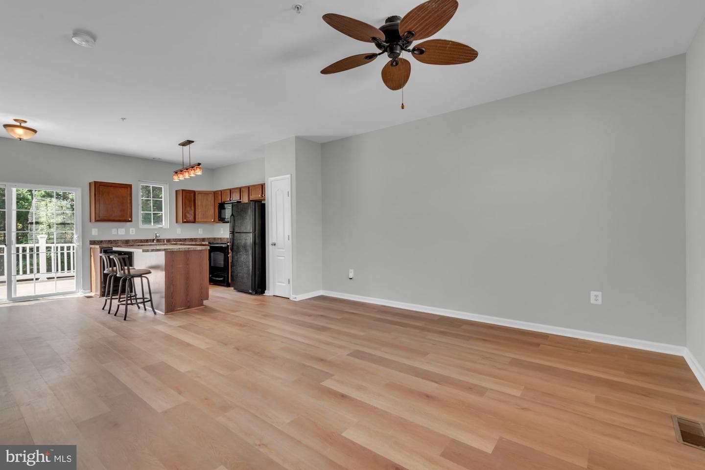 6820 Warfield Street photo 13
