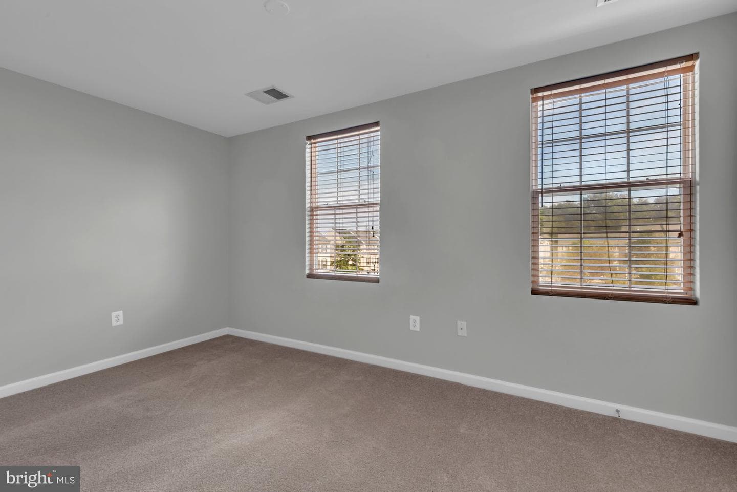 6820 Warfield Street photo 21