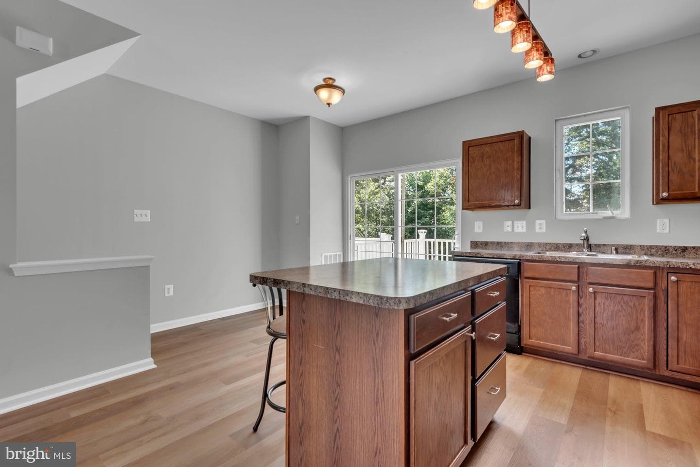 6820 Warfield Street photo 5