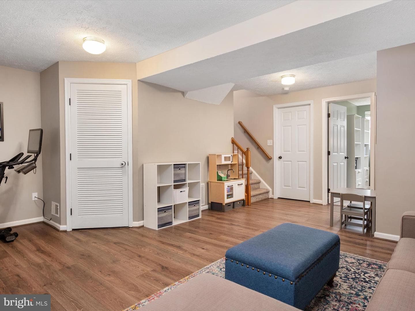 8539 Pine Meadows Drive photo 24