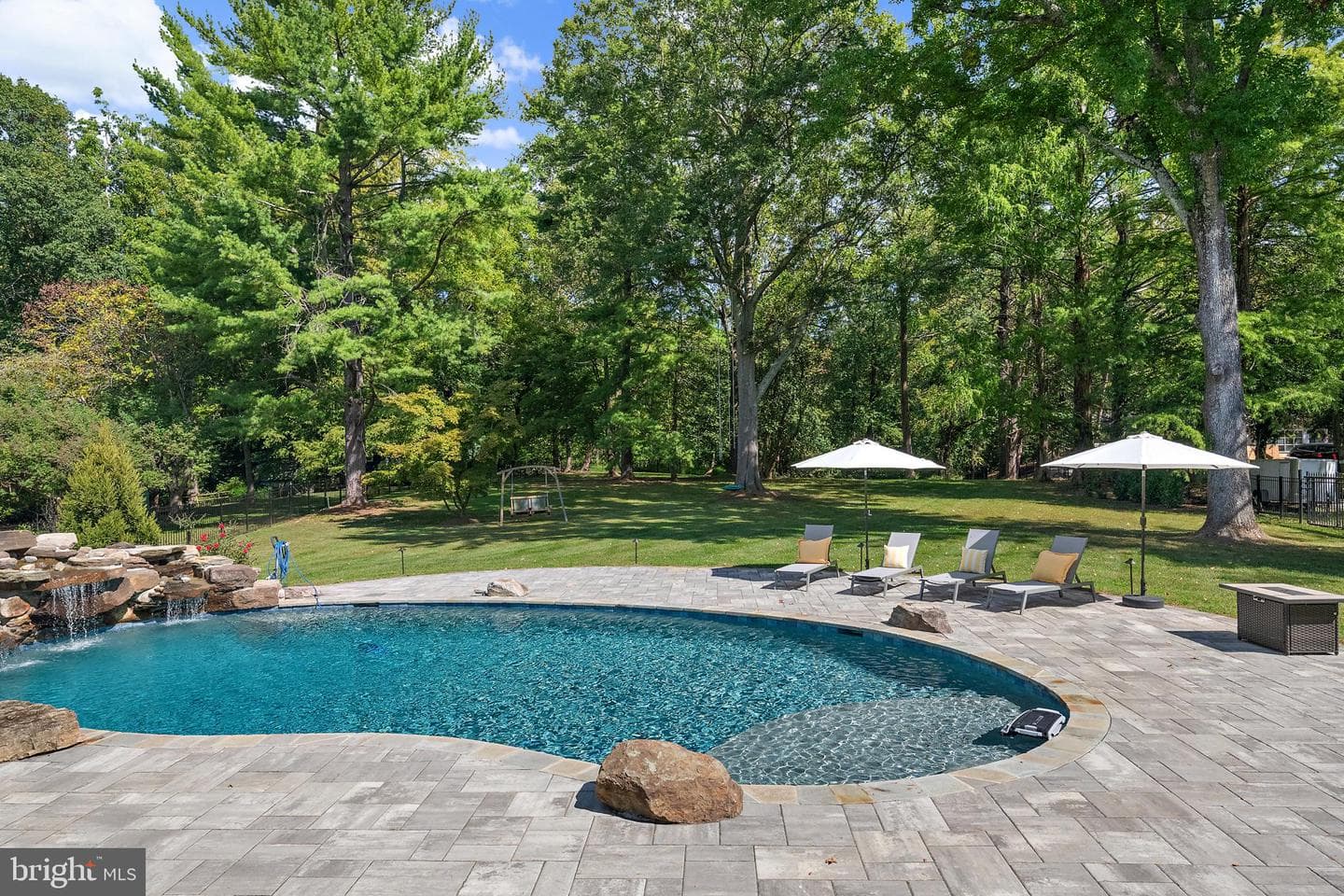 413 Joyce Lane W photo 54