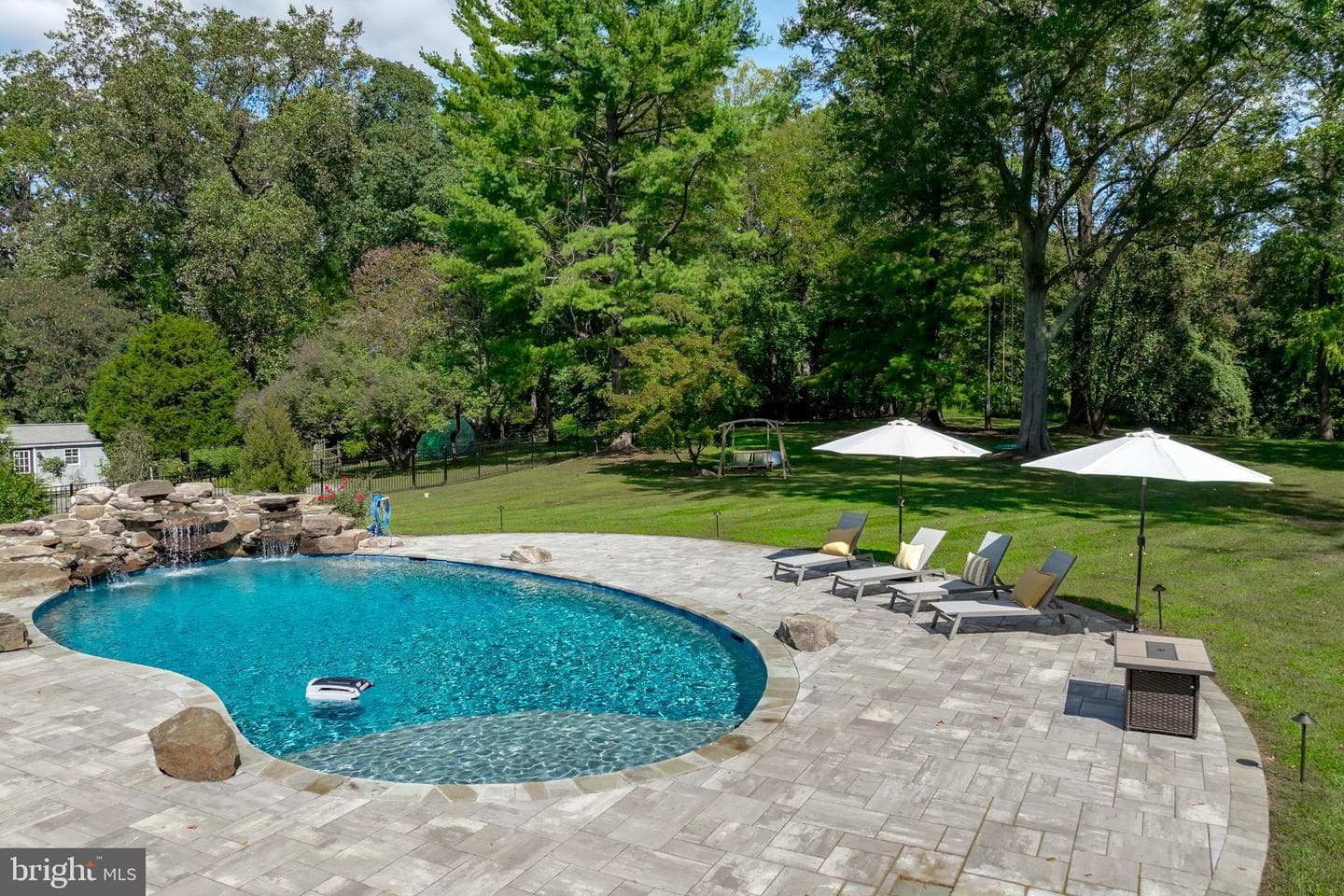 413 Joyce Lane W photo 58