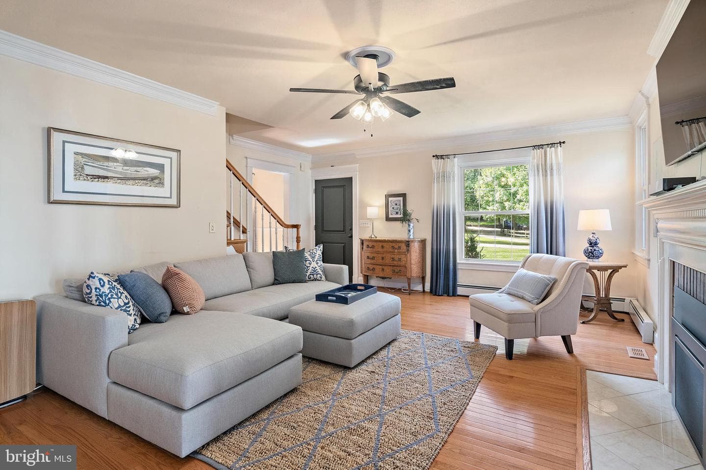 413 Joyce Lane W photo 9
