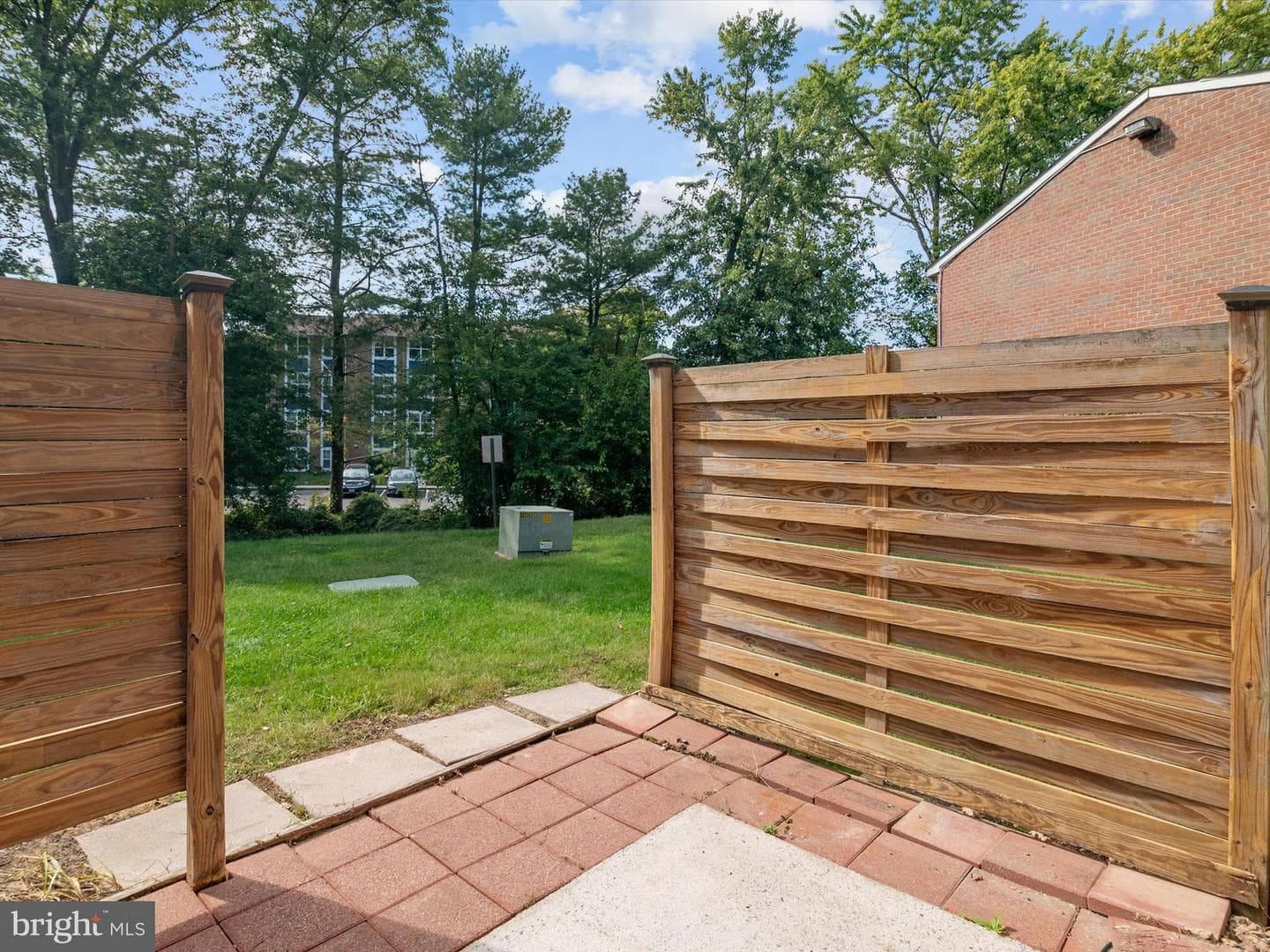 8421 Norwood Drive photo 21