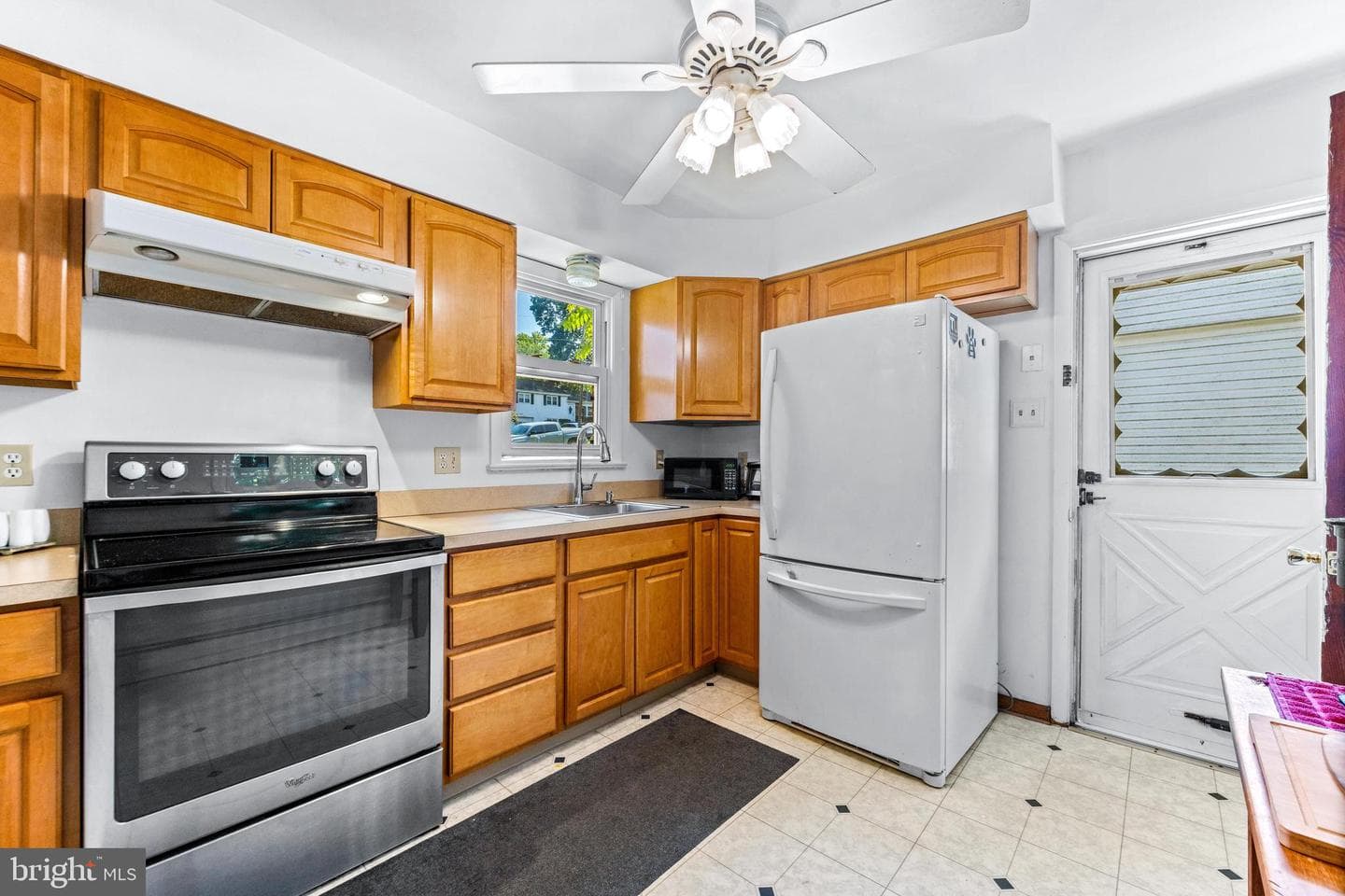 307 Norman Avenue photo 12