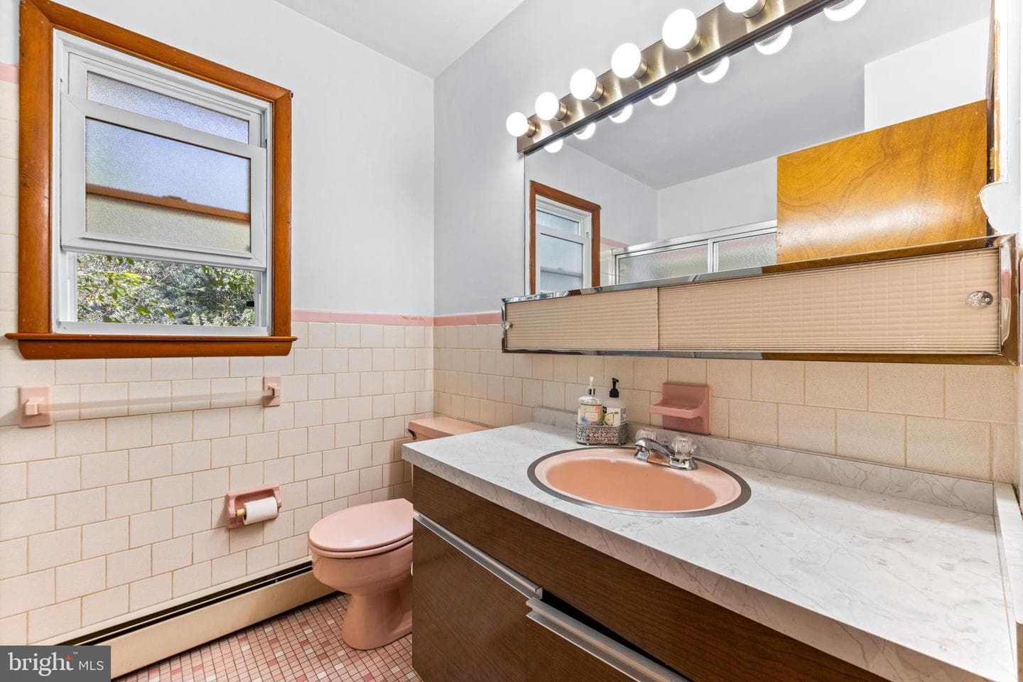 307 Norman Avenue photo 18