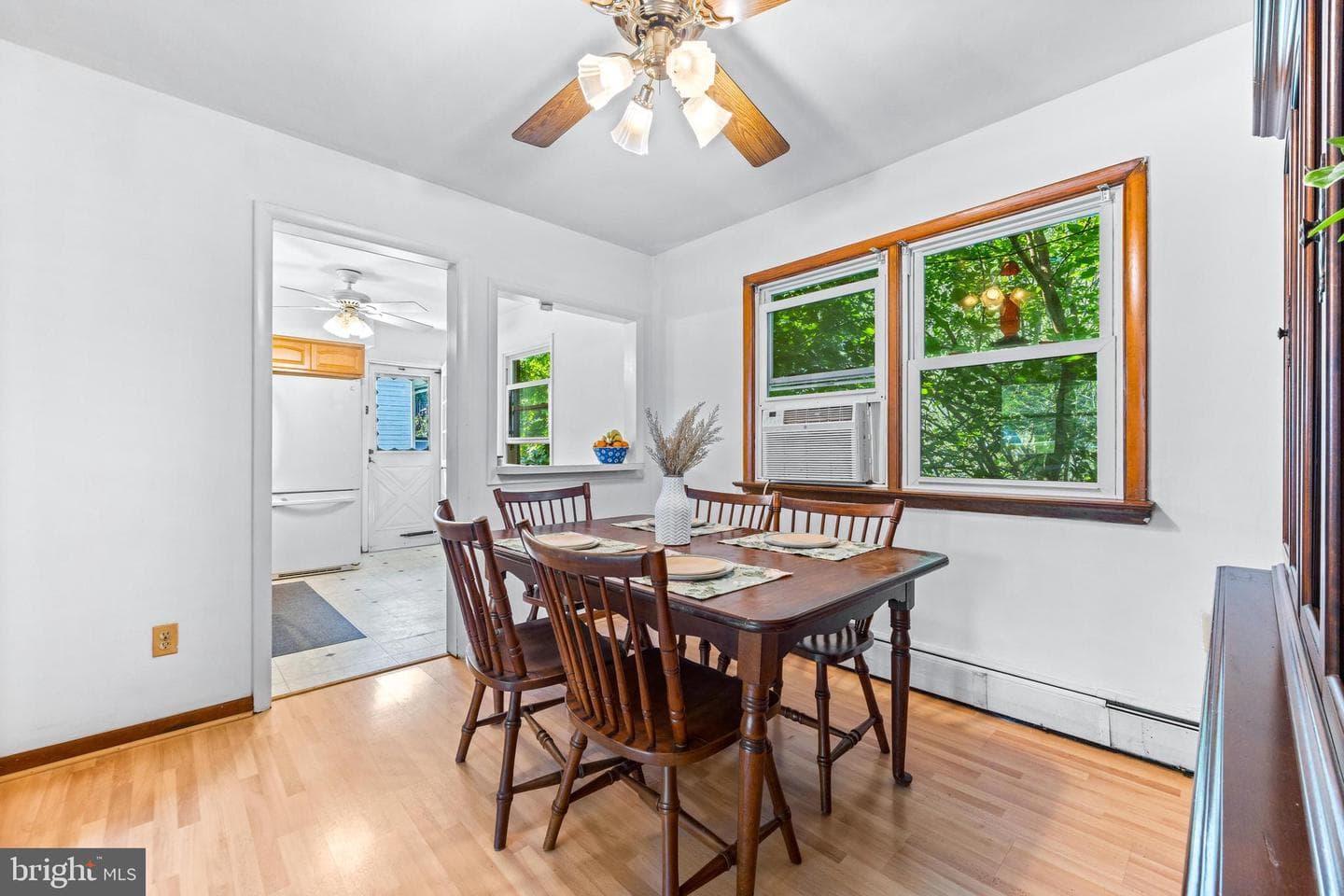307 Norman Avenue photo 9