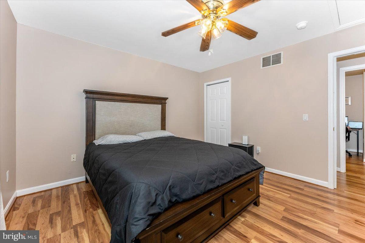 8109 Beverly Road photo 15