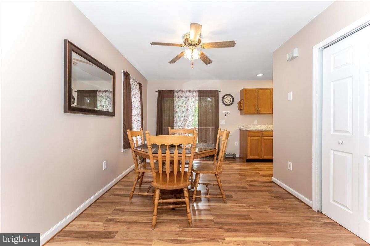 8109 Beverly Road photo 9