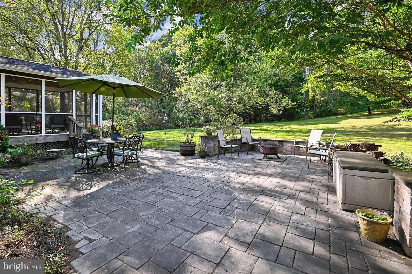 2034 Huntwood Drive photo 5