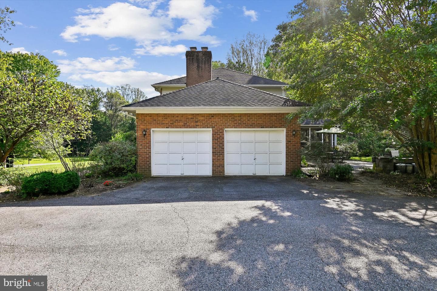 2034 Huntwood Drive photo 9