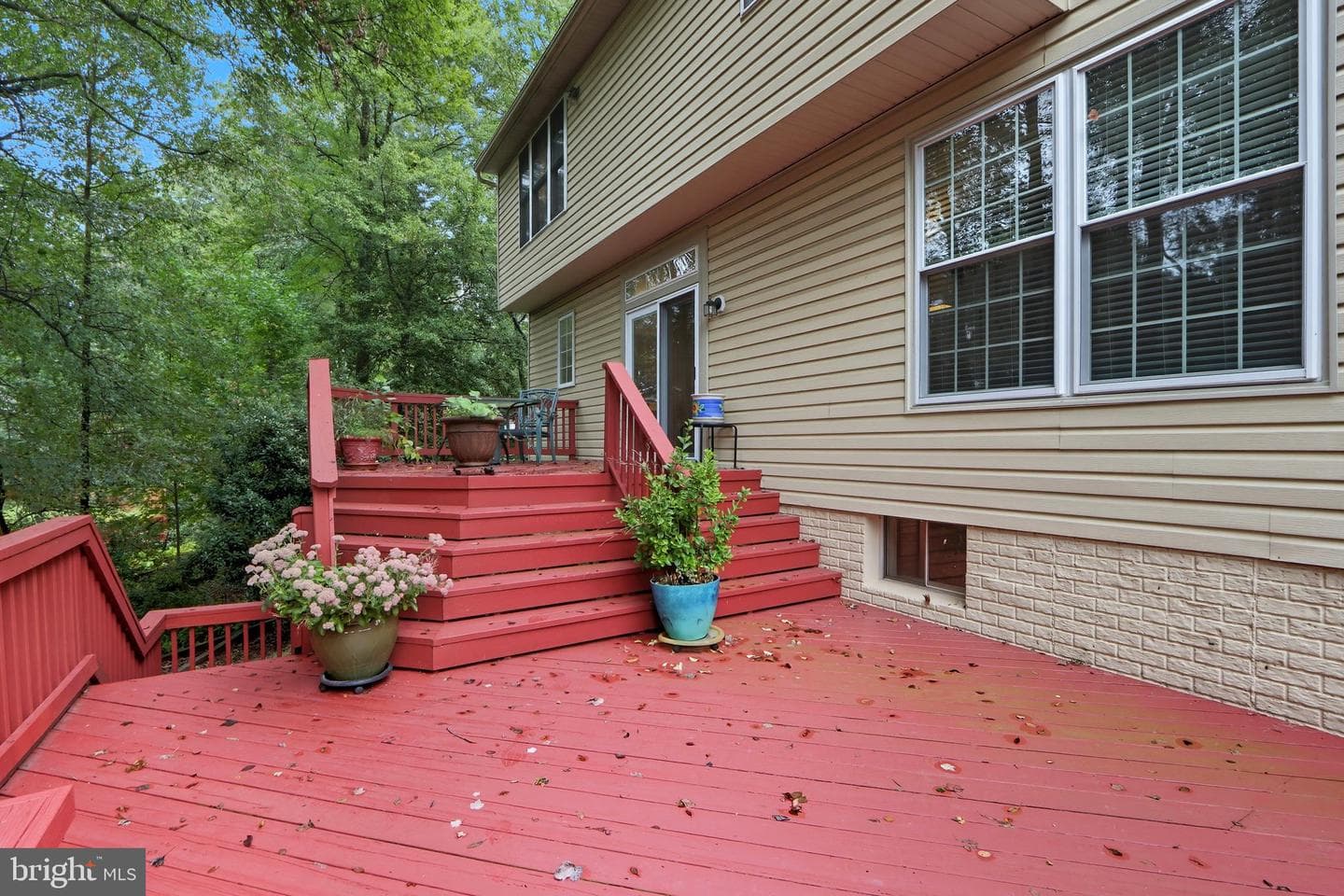 1552 Ringe Drive photo 4