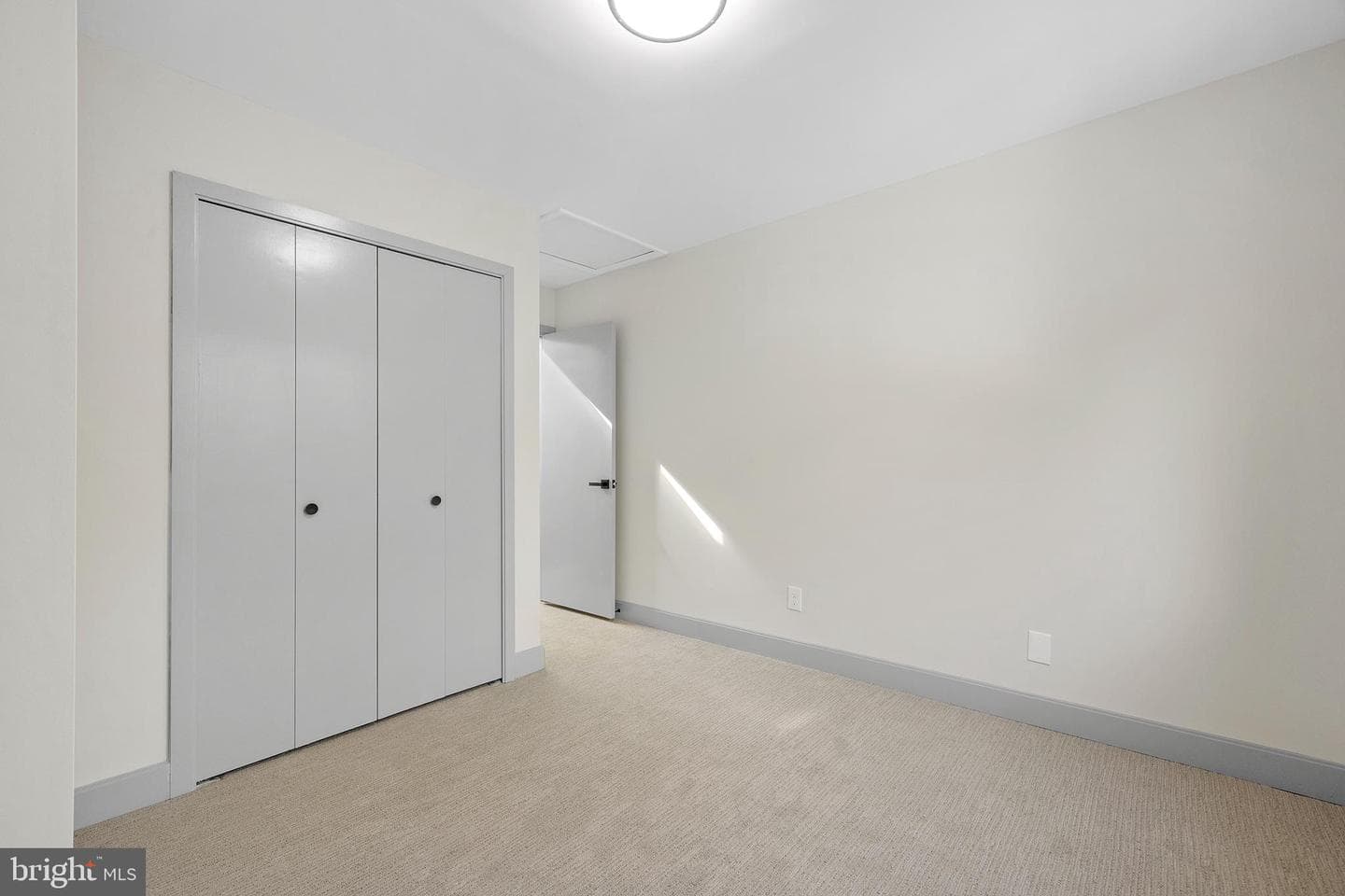 3410 Newport Avenue photo 34