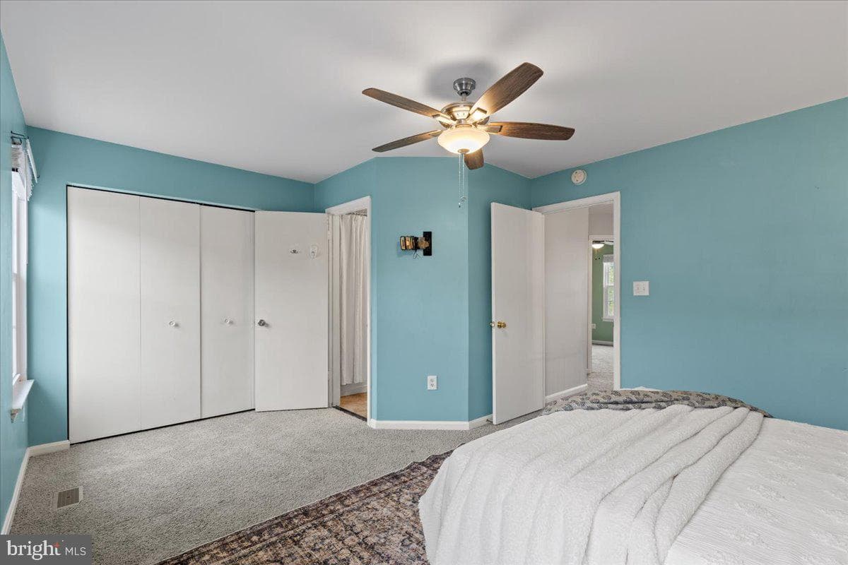 1305 Riverwood Way #322 photo 18