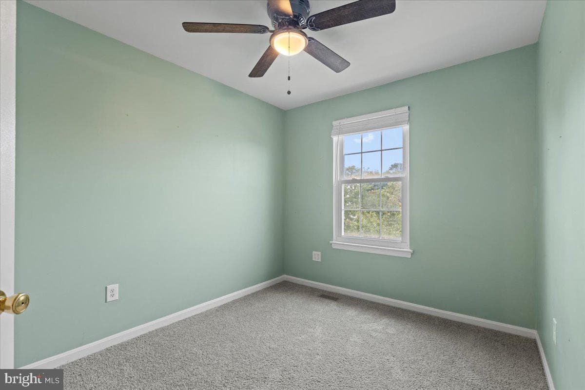 1305 Riverwood Way #322 photo 24