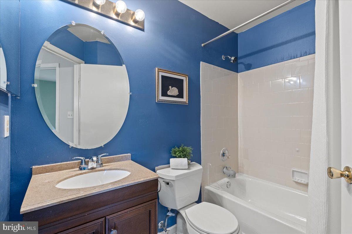 1305 Riverwood Way #322 photo 26