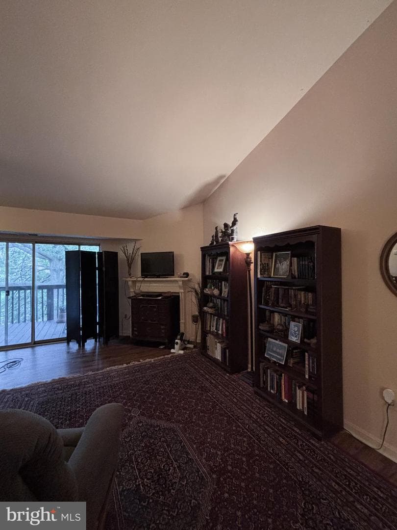 6801 White Water Way #301 photo 3