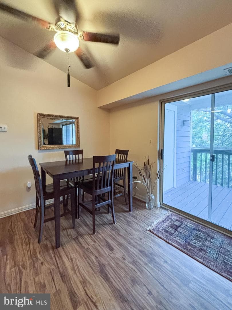 6801 White Water Way #301 photo 6