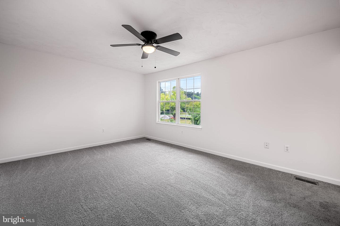 1197 Hillside Road photo 25