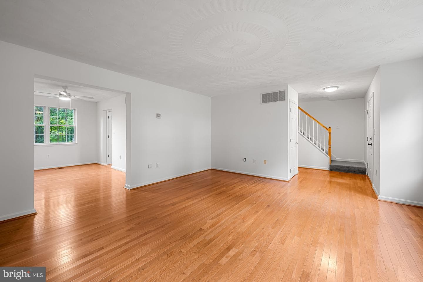 1197 Hillside Road photo 6