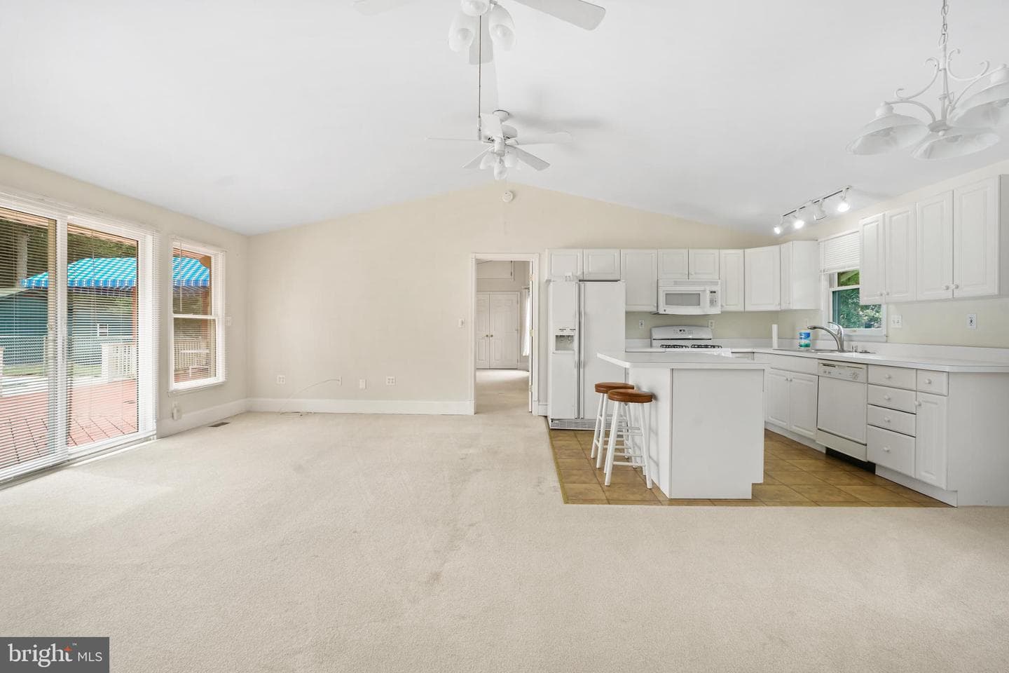 2718 Riva Road photo 10