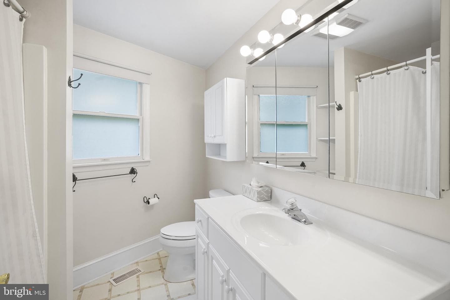 2718 Riva Road photo 16